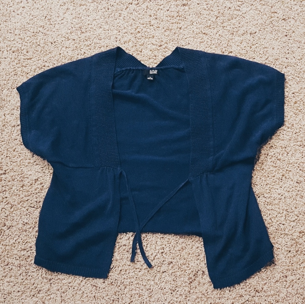 Short sleeve cardigan